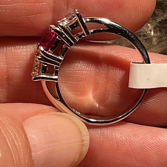Ruby .925 Silver Ring - Picture 3 of 7